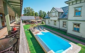 Kurgo Villa Hotel